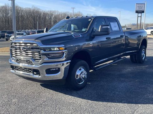 New 2026 RAM 3500 Tradesman image 3