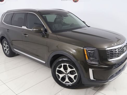Used 2020 Kia Telluride EX FWD image 19