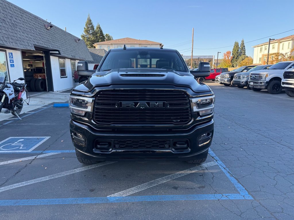 Used 2023 RAM 2500 Laramie AWD/4WD image 2