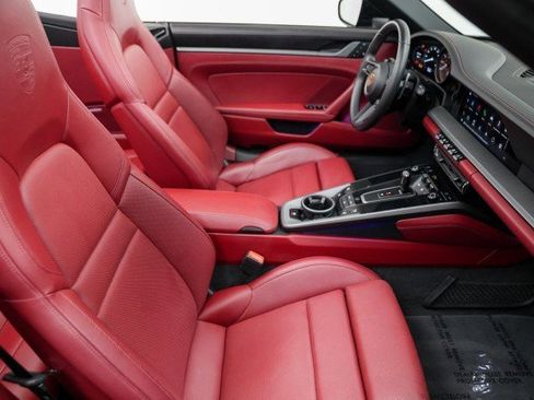 Used 2022 Porsche 911 Carrera 4S image 28