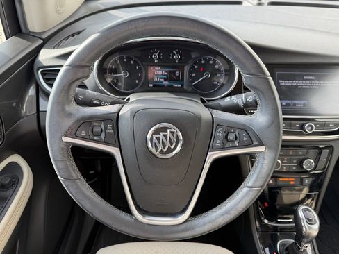 Used 2018 Buick Encore Preferred image 18