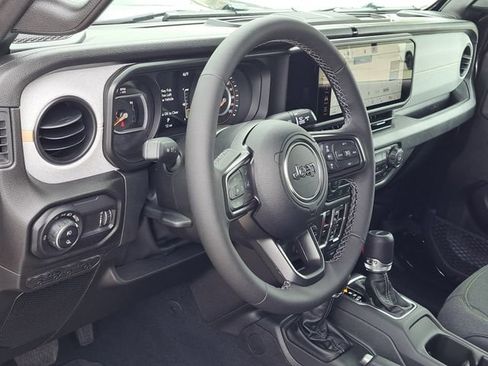 New 2026 Jeep Gladiator Sport AWD/4WD image 6
