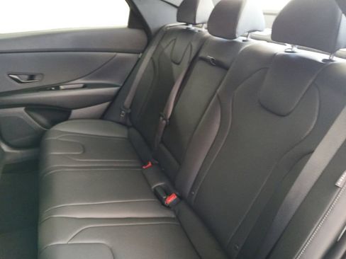 New 2026 Hyundai Elantra SEL Sport FWD image 14