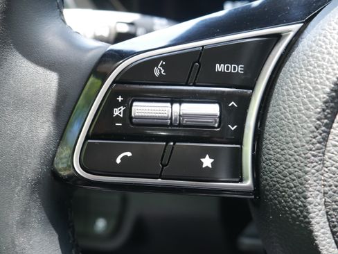 Certified 2025 Kia Seltos X-Line AWD/4WD image 25