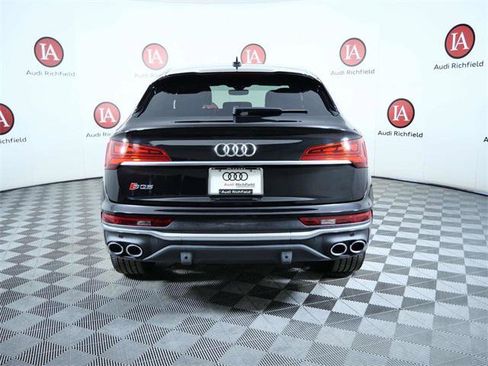 Used 2022 Audi SQ5 Premium image 7