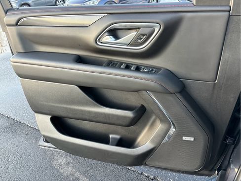 Used 2022 Chevrolet Tahoe RST w/ Luxury Package image 25