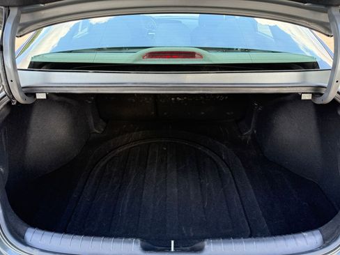 Used 2025 Hyundai Elantra SEL image 33