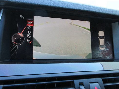 Used 2016 BMW 528i Sedan image 39