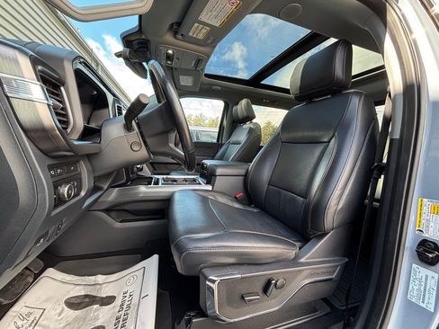 Used 2024 Ford F250 Lariat w/ Lariat Ultimate Package image 13