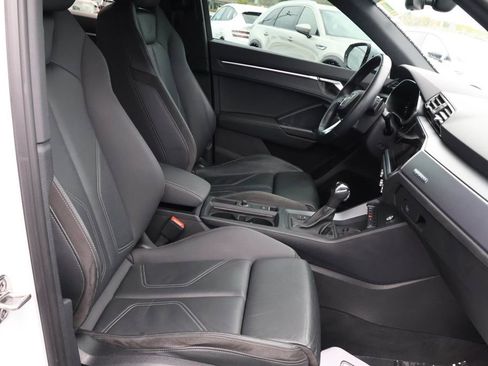 Used 2020 Audi Q3 2.0T Premium Plus AWD/4WD image 32