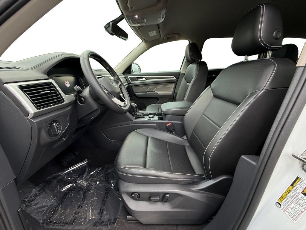 Used 2023 Volkswagen Atlas SE AWD/4WD image 9