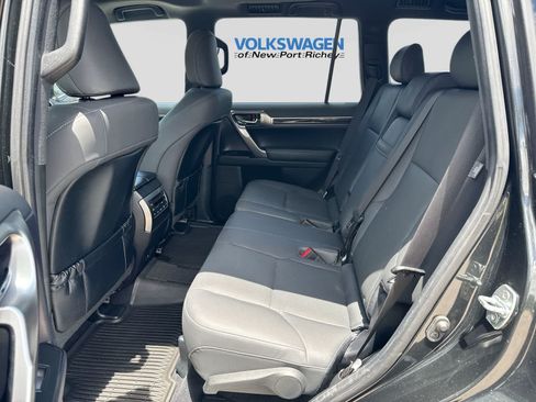 Used 2023 Lexus GX 460 Premium w/ Premium Package AWD/4WD image 26