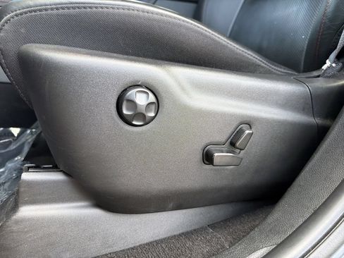 Used 2024 Dodge Durango GT RWD image 21