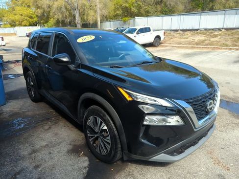 Certified 2023 Nissan Rogue SV image 1