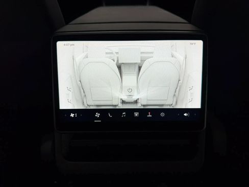 Used 2026 Tesla Model Y Long Range AWD/4WD image 19