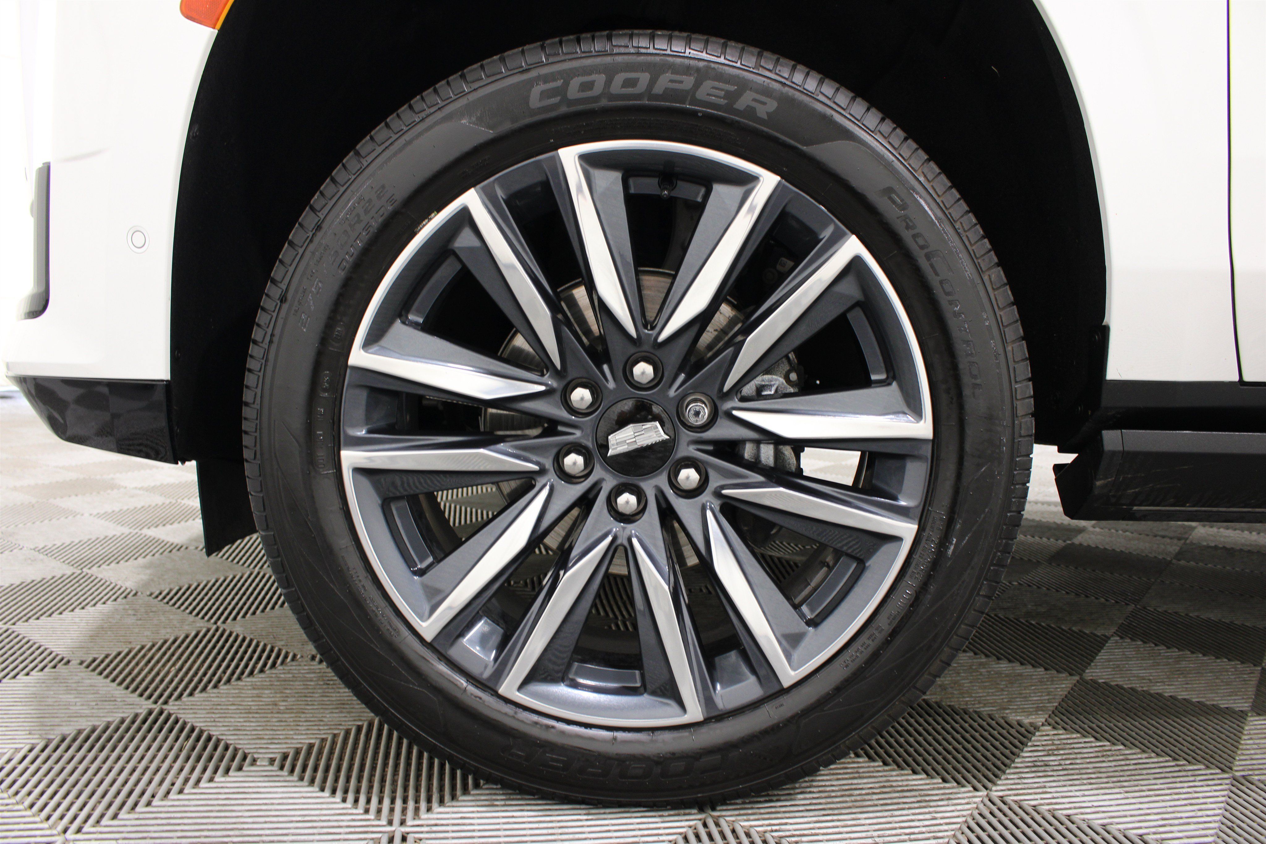 Used 2023 Cadillac Escalade Sport Platinum AWD/4WD image 41