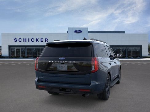 New 2026 Ford Expedition Active AWD/4WD image 8