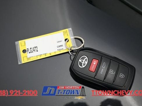 Used 2025 Toyota Camry LE FWD image 37