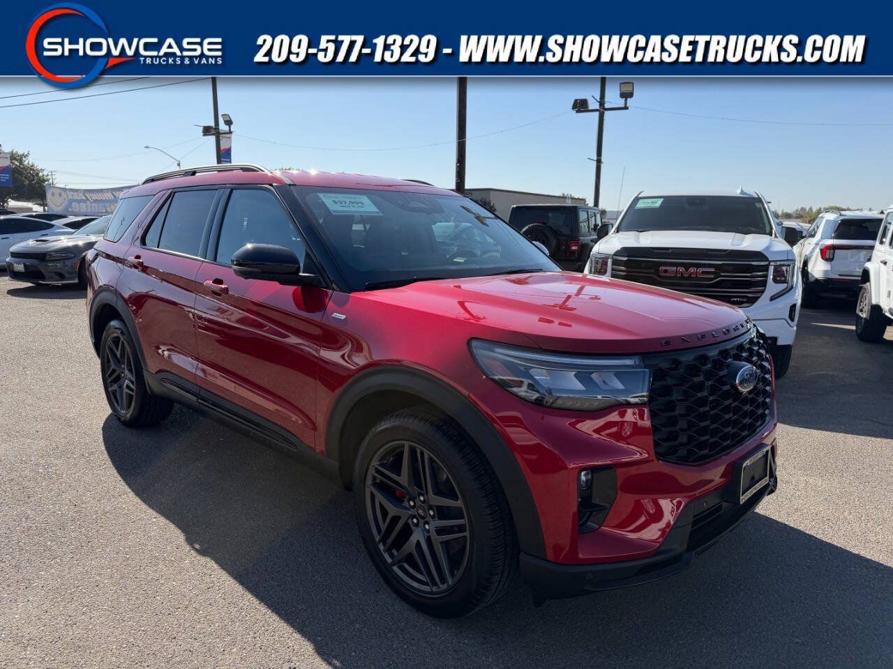 Used 2025 Ford Explorer ST-Line w/ ST-Line Street Pack AWD/4WD image 1