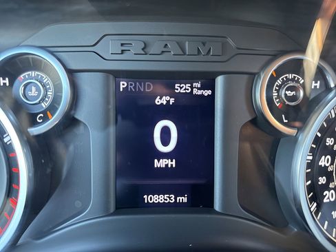 Used 2021 RAM 2500 Big Horn image 22