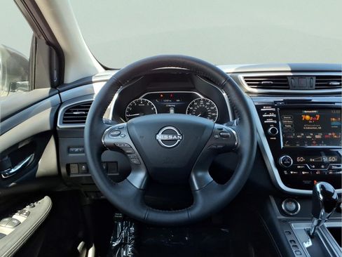 Certified 2024 Nissan Murano SV w/ SV Midnight Edition Package AWD/4WD image 15