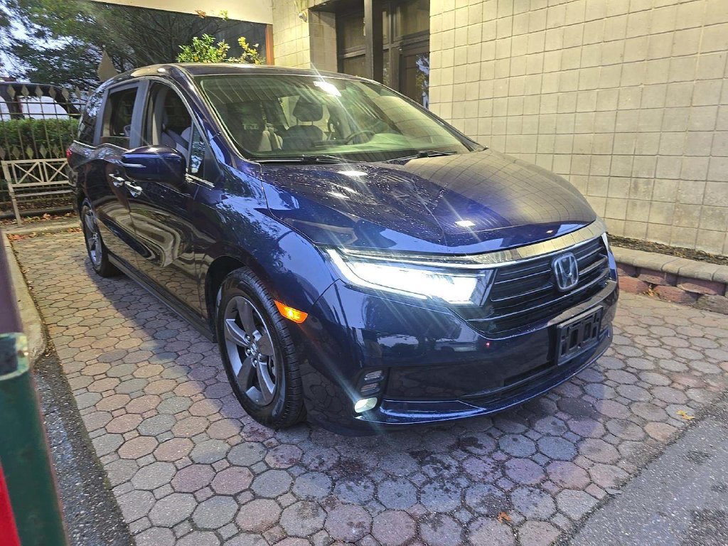 Used 2023 Honda Odyssey EX image 1