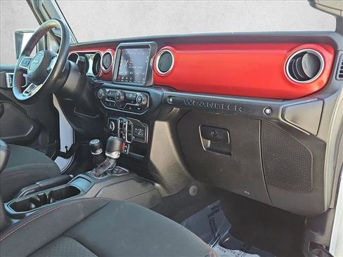 Used 2021 Jeep Wrangler Unlimited Rubicon AWD/4WD image 22