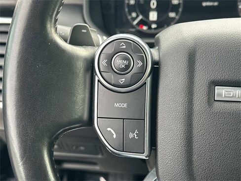 Used 2018 Land Rover Discovery HSE Luxury image 8