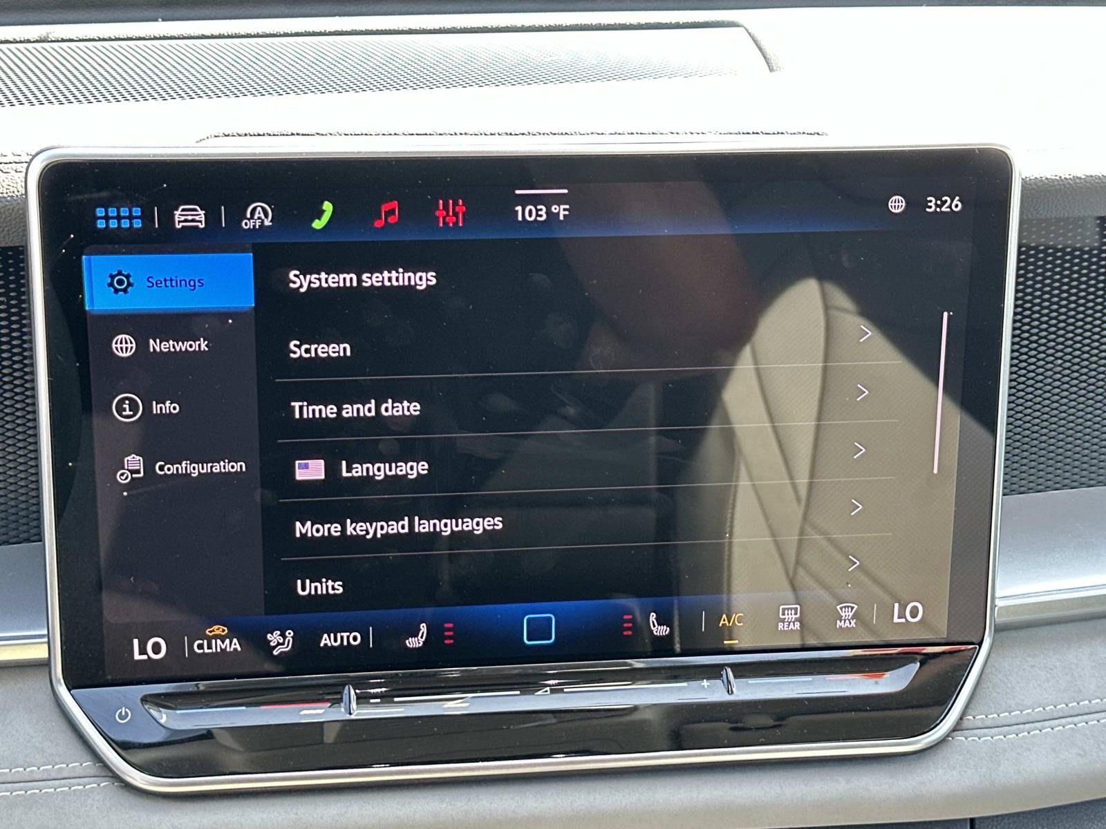 Certified 2026 Volkswagen Tiguan SE FWD image 14