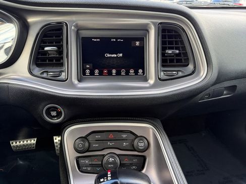 Used 2022 Dodge Challenger R/T w/ Blacktop Package image 18