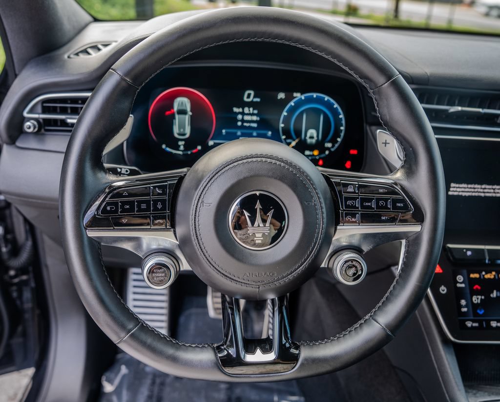 Used 2023 Maserati Grecale Modena AWD/4WD image 5