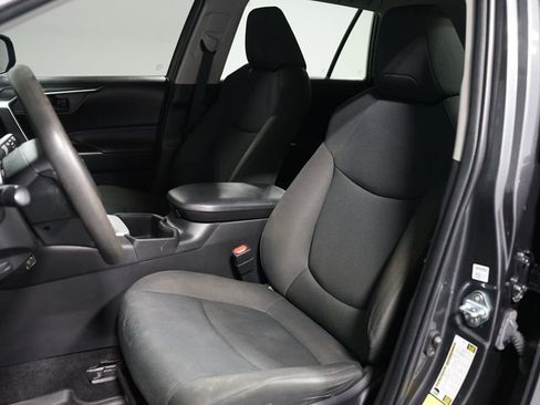 Certified 2023 Toyota RAV4 LE image 25