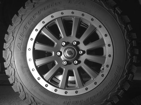Used 2025 INEOS Grenadier AWD/4WD image 13