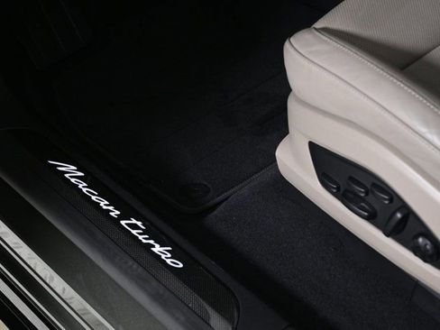 Used 2024 Porsche Macan Turbo Electric image 21