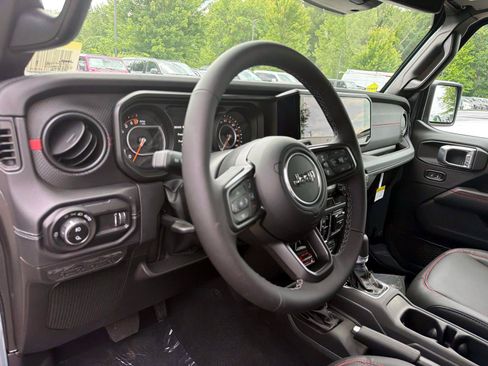 New 2026 Jeep Gladiator Rubicon AWD/4WD image 10