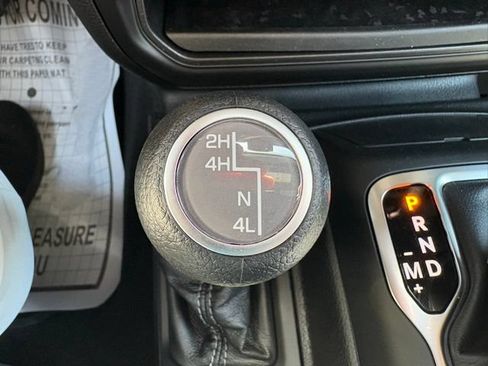 New 2026 Jeep Gladiator Sport AWD/4WD image 23