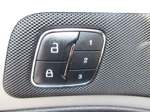 Used 2015 Ford Explorer Limited w/ Equipment Group 301A AWD/4WD image 16