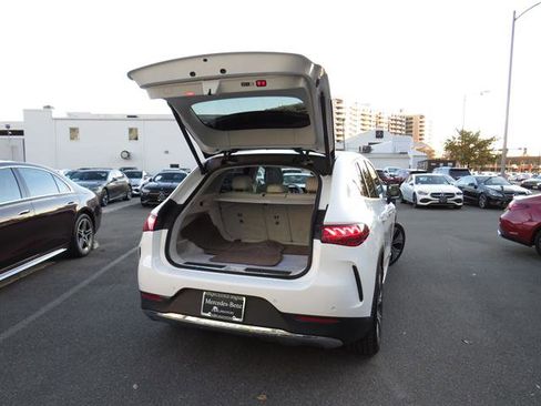 Used 2023 Mercedes-Benz EQE 350+ 4MATIC SUV image 32