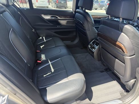 Used 2020 BMW 740i xDrive w/ M Sport Package AWD/4WD image 27