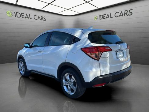 Used 2016 Honda HR-V LX image 7