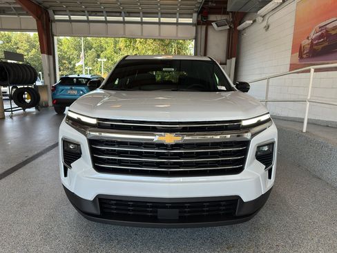 New 2026 Chevrolet Traverse LT w/ Sun and Wheel Package image 30