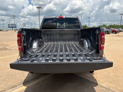 Used 2022 RAM 1500 Laramie AWD/4WD image 19