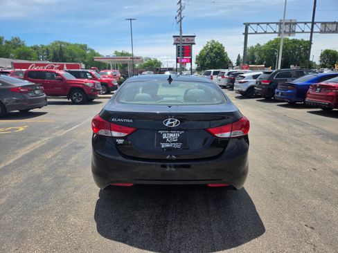 Used 2011 Hyundai Elantra GLS w/ Preferred Equipment Pkg 3 FWD image 9