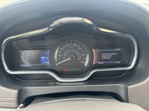 Used 2014 Lincoln MKT AWD w/ Equipment Group 201A image 20