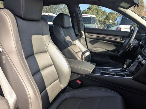 Used 2022 Honda Accord Sport image 34