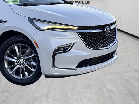 Used 2023 Buick Enclave Avenir w/ Avenir Technology Package image 3