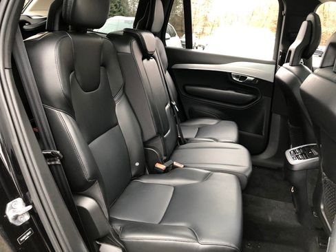 Used 2018 Volvo XC90 T5 Momentum w/ Convenience Package image 35