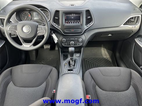 Used 2020 Jeep Cherokee Latitude image 5