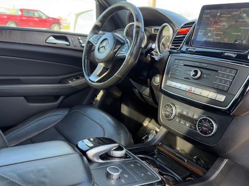 Used 2017 Mercedes-Benz GLS 450 4MATIC image 59