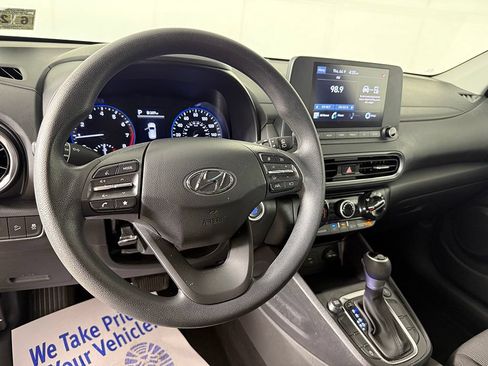 Used 2023 Hyundai Kona SEL AWD/4WD image 23
